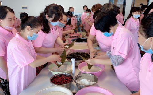 育嬰師與月嫂供不應求 家政服務行業的巨大機遇